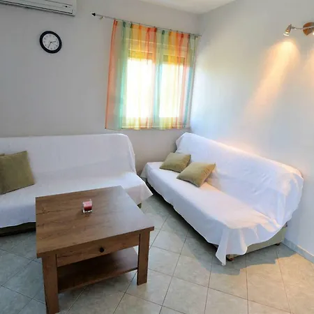 Simon Apartment