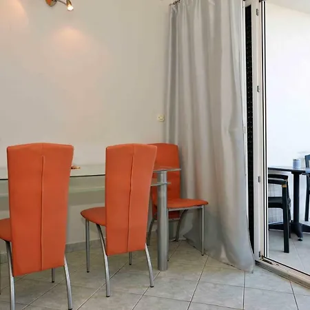 Simon Apartment